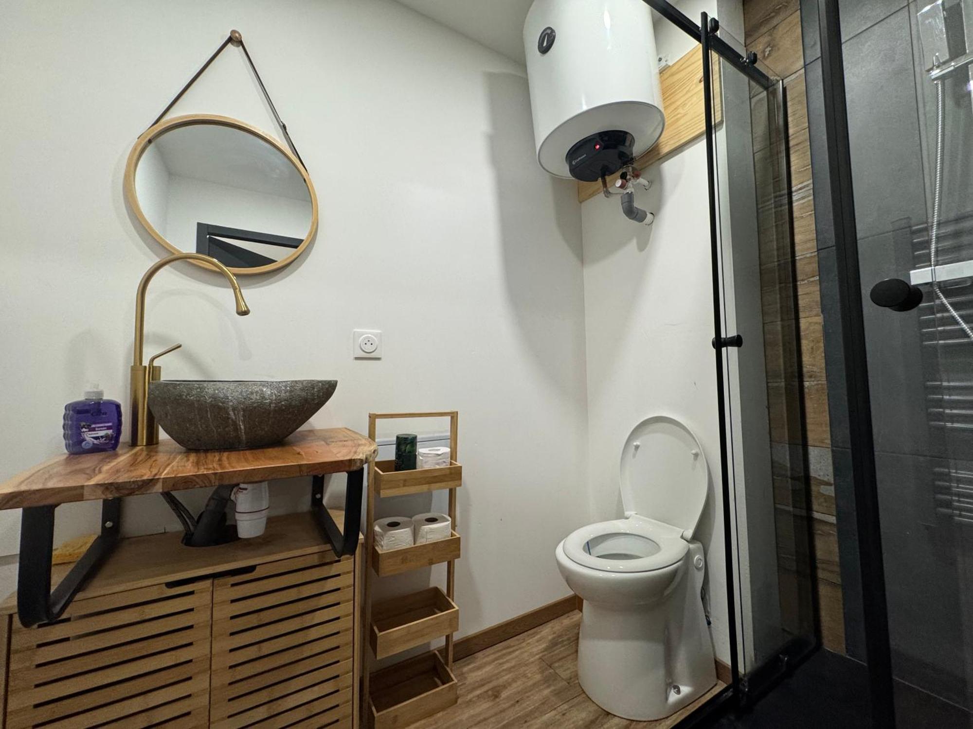 Studio Au Cloitres Mirecourt Exteriér fotografie