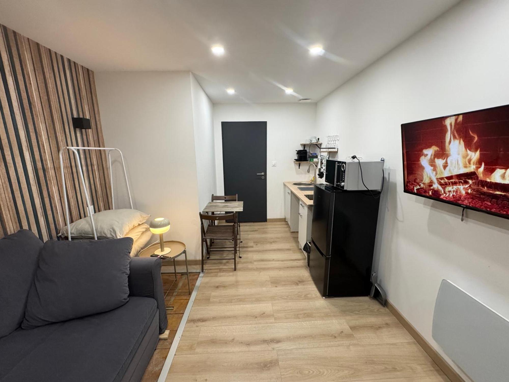 Studio Au Cloitres Mirecourt Exteriér fotografie